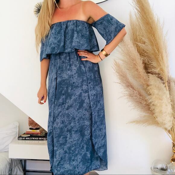 I LOVE JOAH Blue White Printed Off Shoulder Ruffle Tube Top Slit Maxi Dress M - Picture 3 of 9